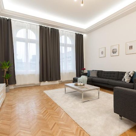 Space And Style In The Heart Of Budapest W 2Br&2Bt Exterior foto